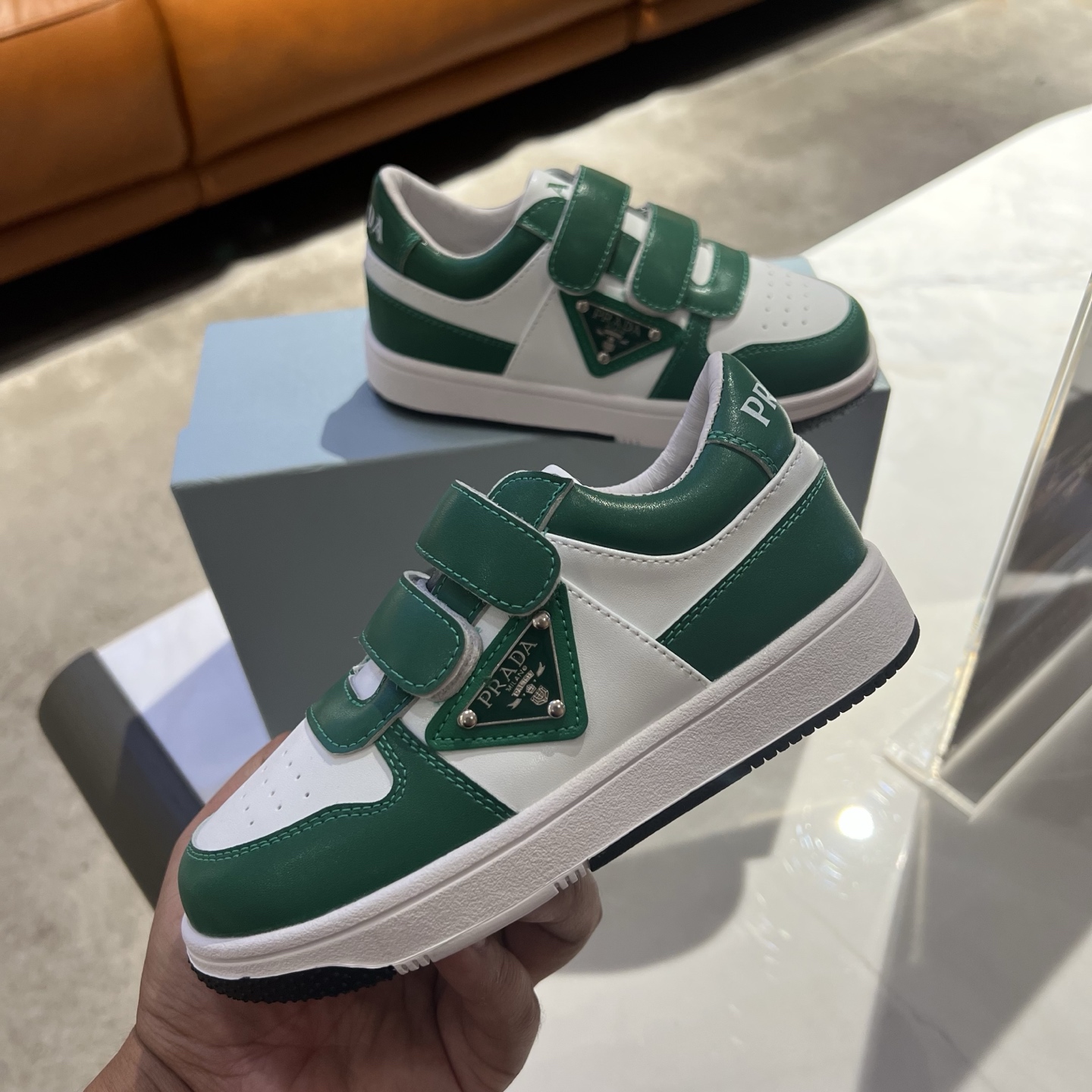Children's shoes child